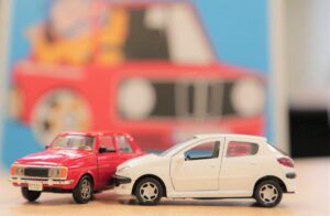 چگونه بهترین و ارزانترین شرکت بیمه شخص ثالث را پیدا کنیم؟